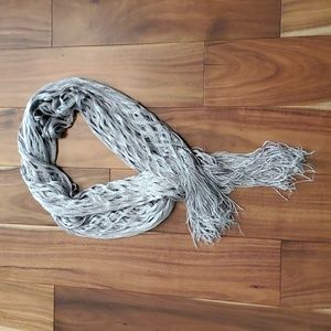 🎉🎉🎉 3/$15 🎉🎉🎉 Beautiful Netted Shawl/Wrap